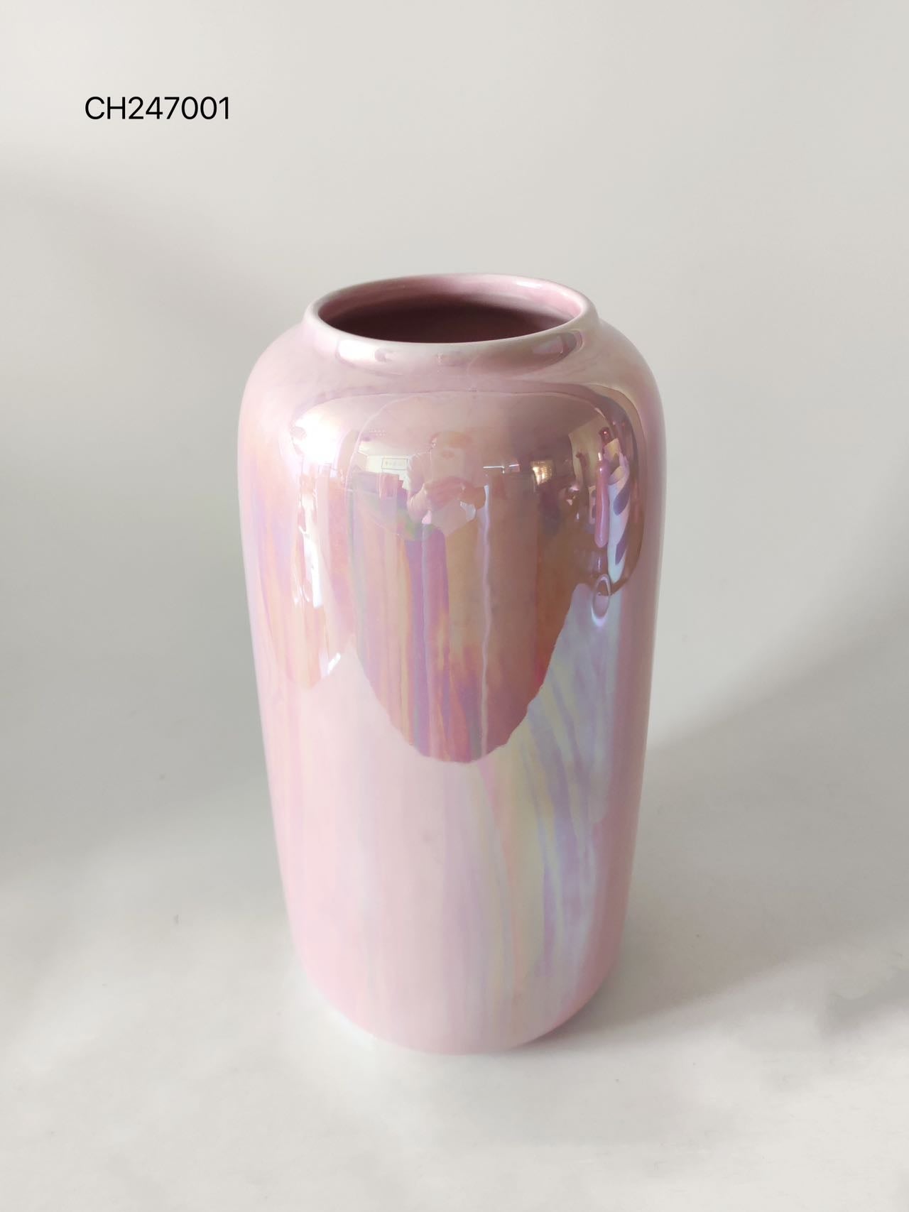 Elegant Pearl Glaze Ceramic Vase