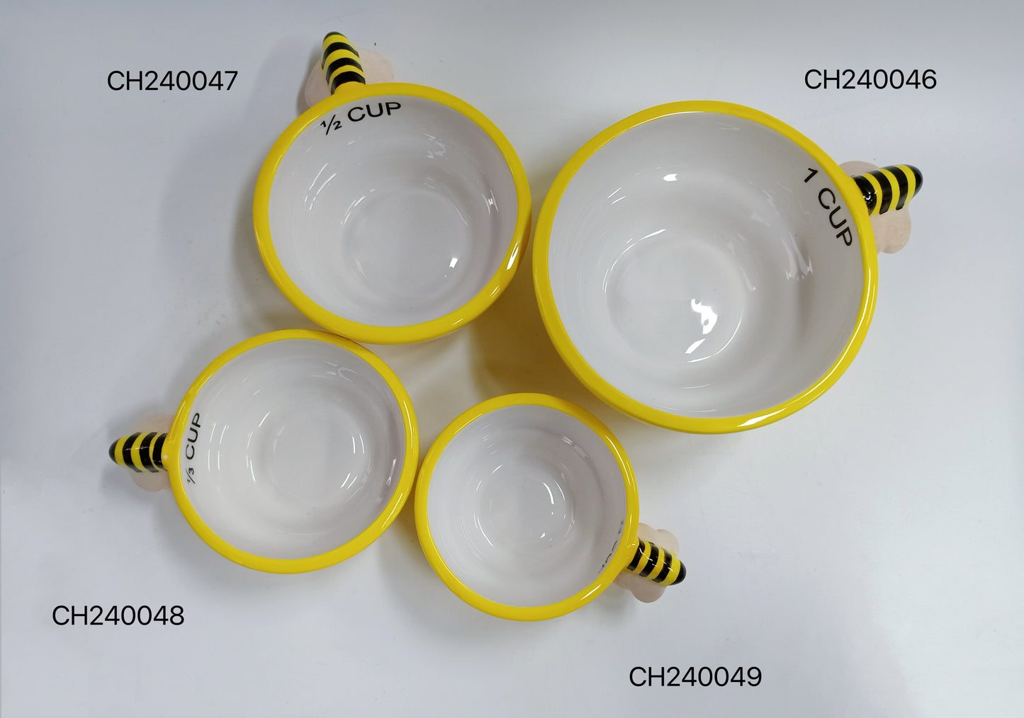 Bumble Bee Ceramic Measuring Cups Set