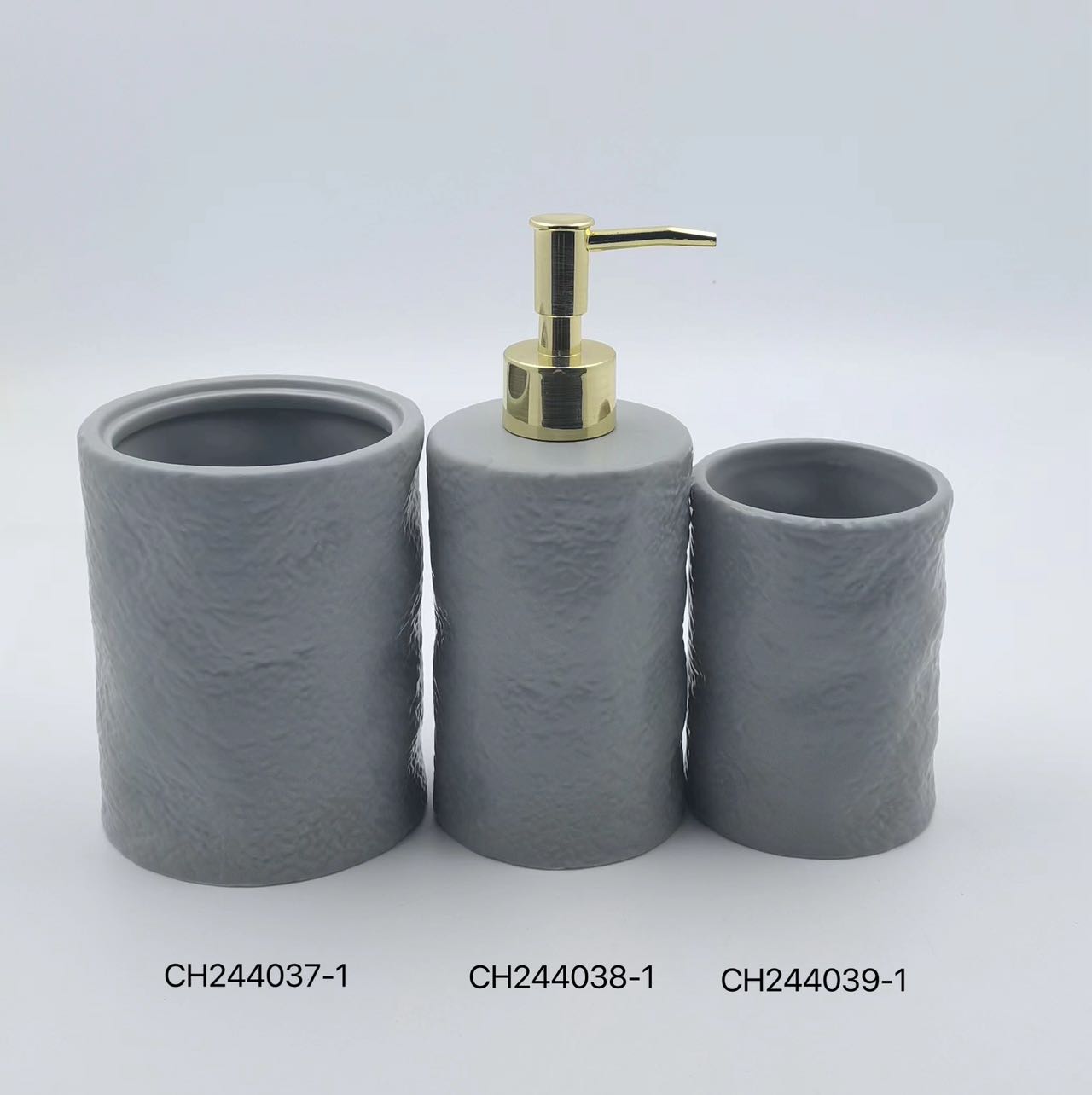Textured Ceramic Bathroom Set - Modern Design
