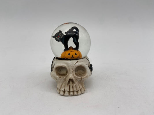 Haunted Skull Snow Globe with Cat and Pumpkin Charm