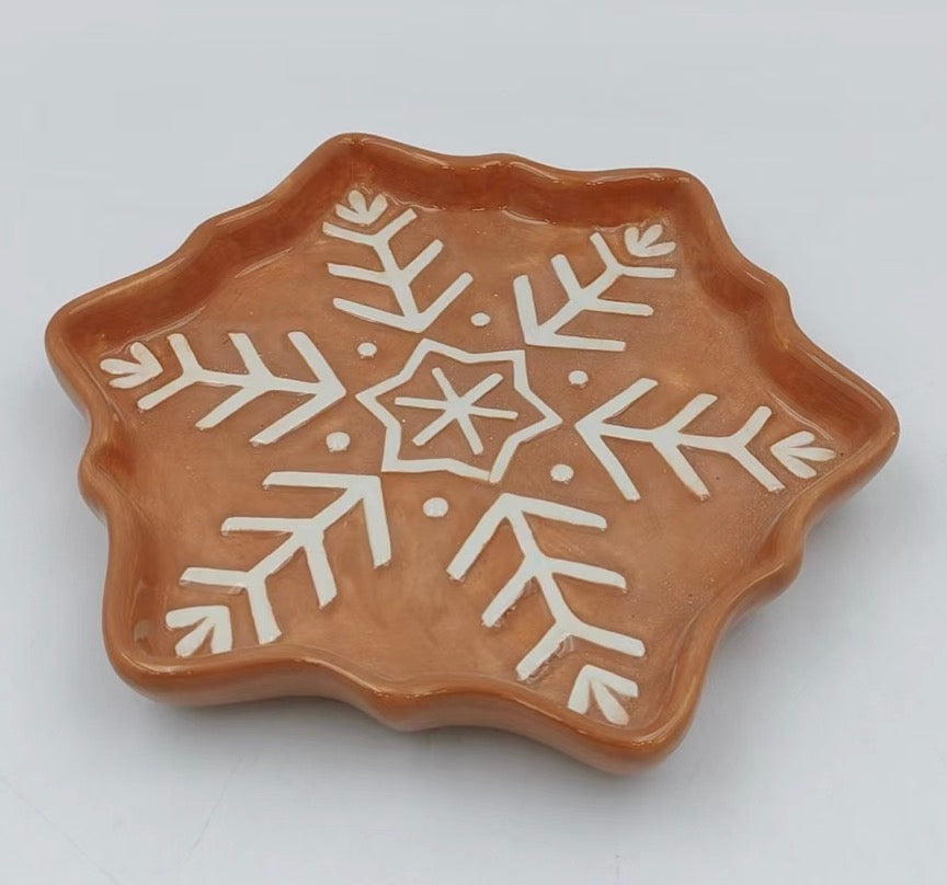 Gingerbread Snowflake Plate