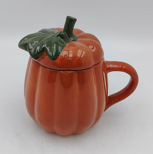 Harvest Pumpkin Mug with Leaf Lid