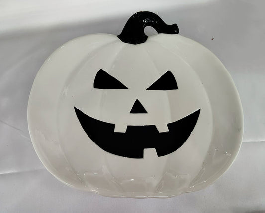 Classic Jack-O’-Lantern Ceramic Plates