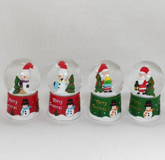 Winter Wonderland Christmas Snow Globe