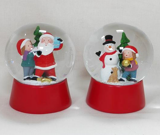 Classic Winter Wonderland Snow Globe