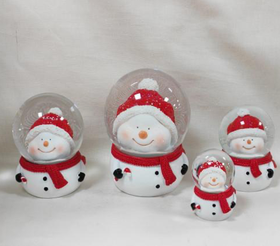 Snowman Snow Globe Figurines