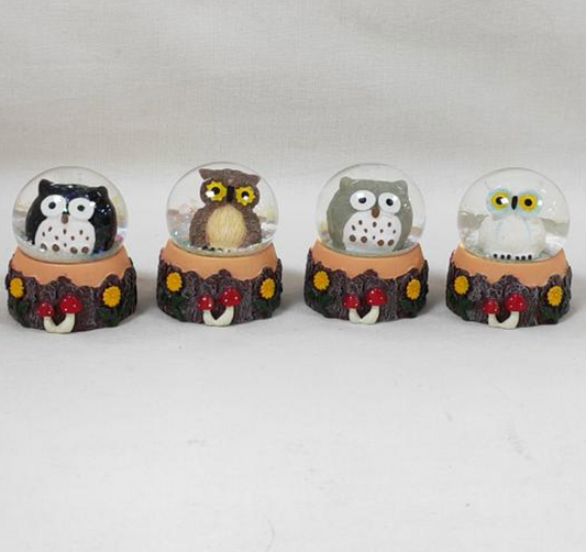 Forest Owl Snow Globe Figurines – Whimsical Nature-Themed Decor