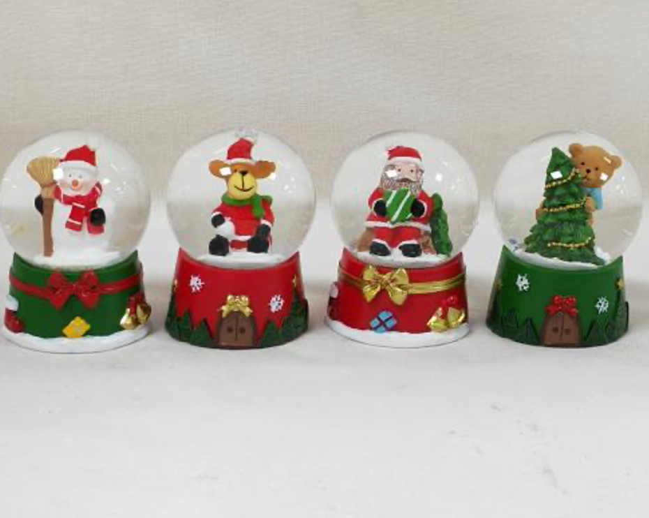 Festive Snow Globes – Santa, Reindeer, and Christmas Tree Scenes